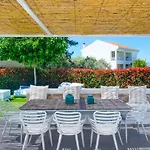 Aelia لايميناس