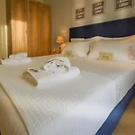 Aelia لايميناس